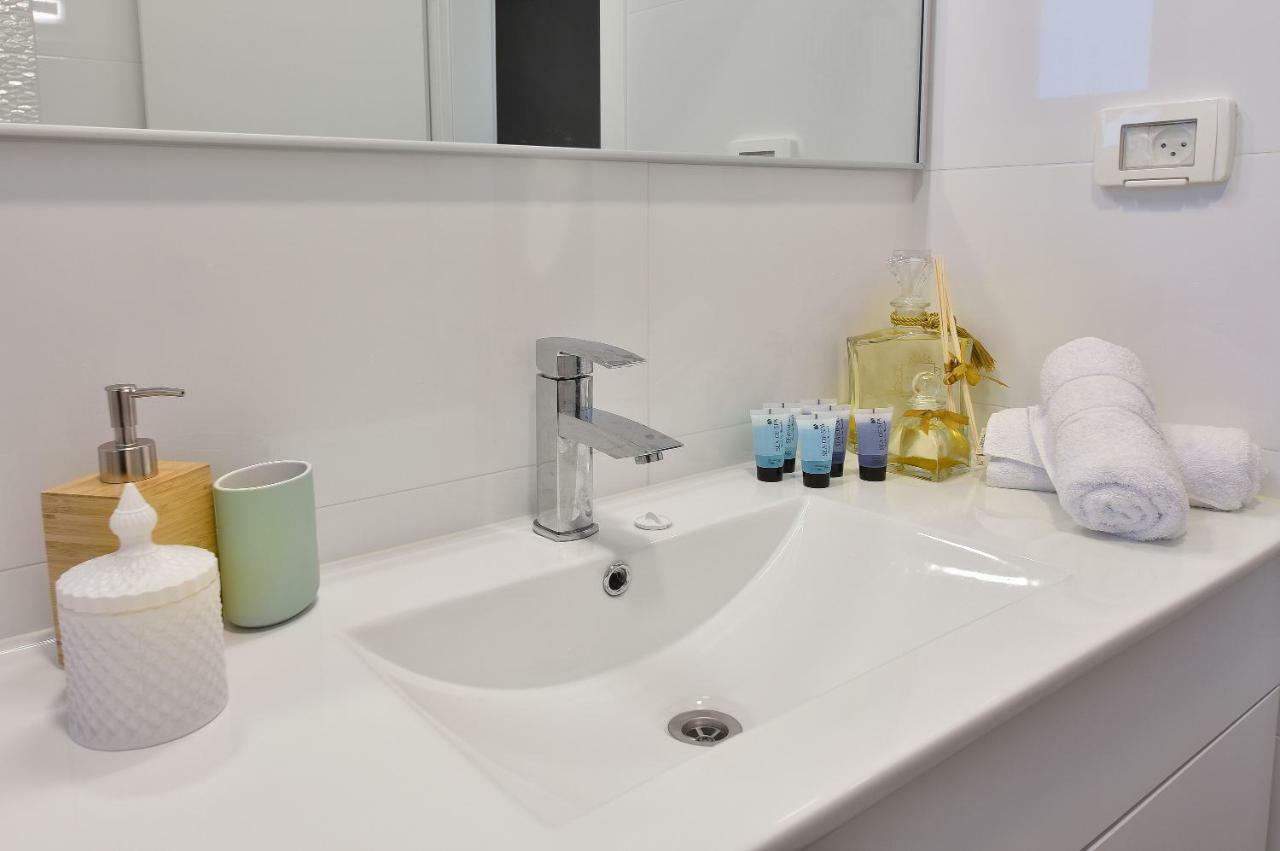 Ariston Luxury Garden Apartment With A Pool Тиберия Екстериор снимка